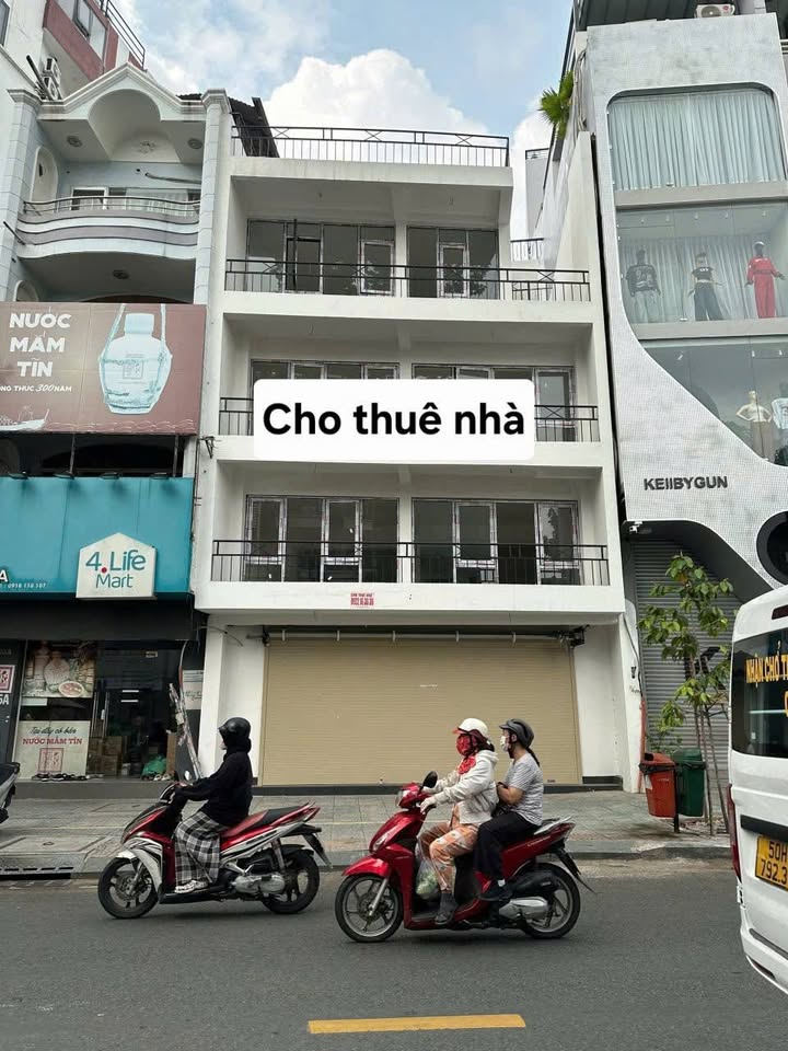Cho thuê nhà mặt tiền Trần Quang Khải, Quận 1 - Diện tích 96m², giá 120 triệu/tháng - Không thể bỏ lỡ!