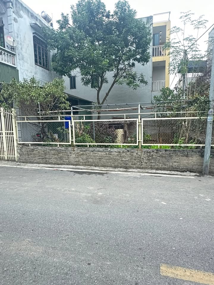 Nhà bán Tiên Dương Đông Anh 60m² giá 4 tỷ - Sổ đỏ chính chủ, ô tô tải tránh nhau!