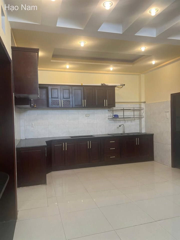 Nhà cho thuê Hóc Môn 132m² giá 17 triệu - Thích hợp ở và làm văn phòng