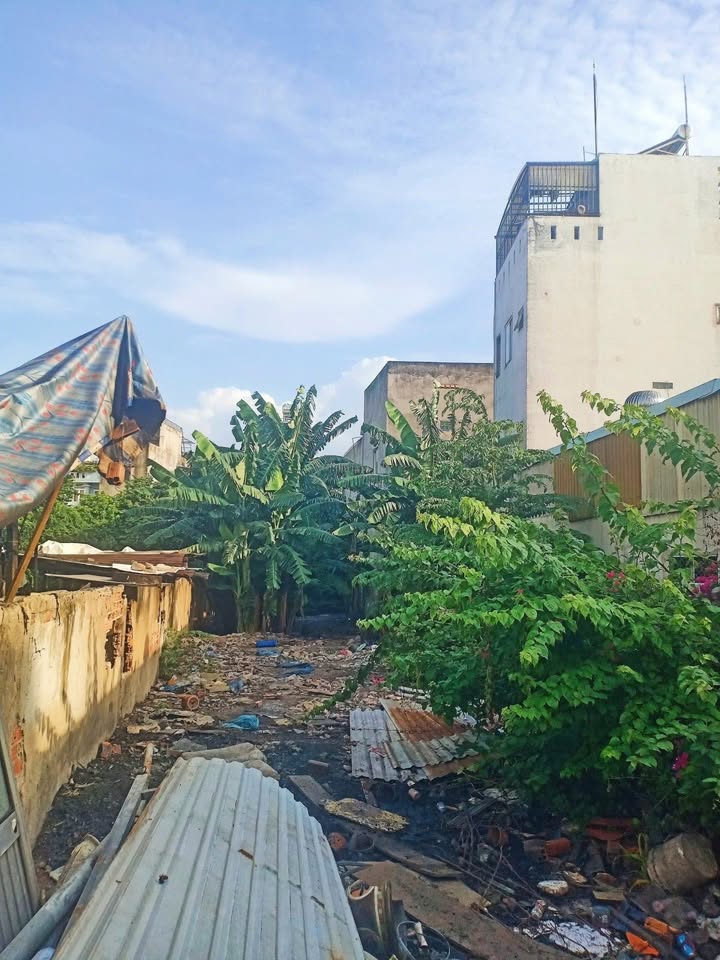 Đất nền 470m² giá 13.3 tỷ - Vị trí đắc địa tại Trung Mỹ Tây, Quận 12!