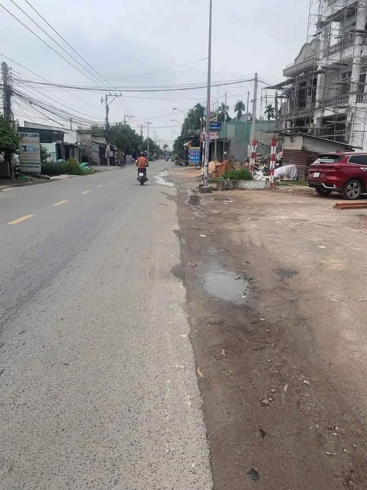 Đất mặt tiền Nguyễn Hữu Cảnh, Bình Nhâm, 125m² giá 5 tỷ - Kinh doanh sầm uất!