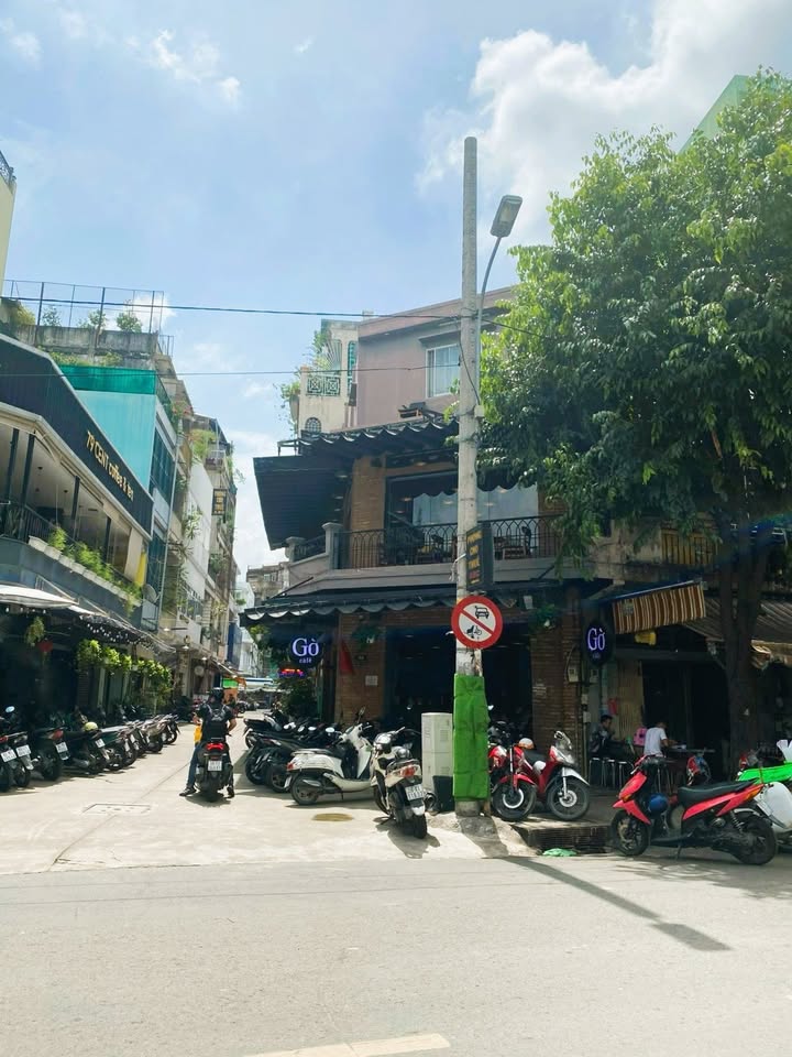 FrontHouse Trần Tuấn Khải Quận 5 67m² - Góc 2 mặt tiền siêu hiếm!