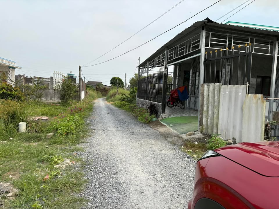 Đất nền 2 mặt tiền 152m² giá chỉ 799 triệu tại Nhựt Chánh - Cơ hội đầu tư tuyệt vời!