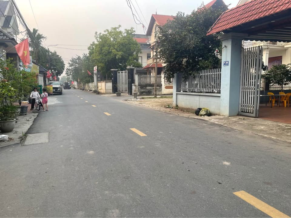 Bán đất Tổ 2 Quang Minh 82m² giá 3 tỷ - Đầu tư sinh lời ngay!