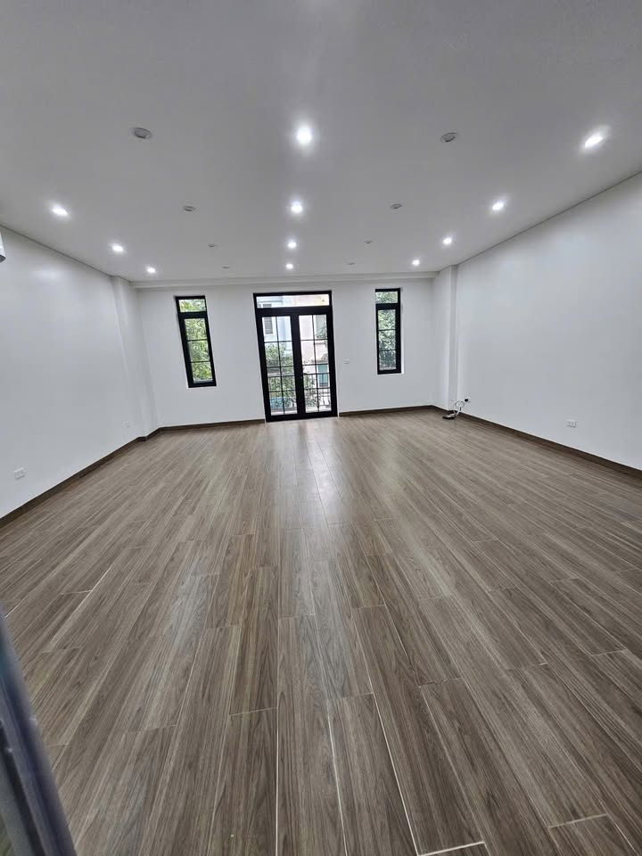 Cho thuê văn phòng Ngô Thì Nhậm Hà Đông 75m² giá 8 triệu - Sẵn sàng nhận nhà!