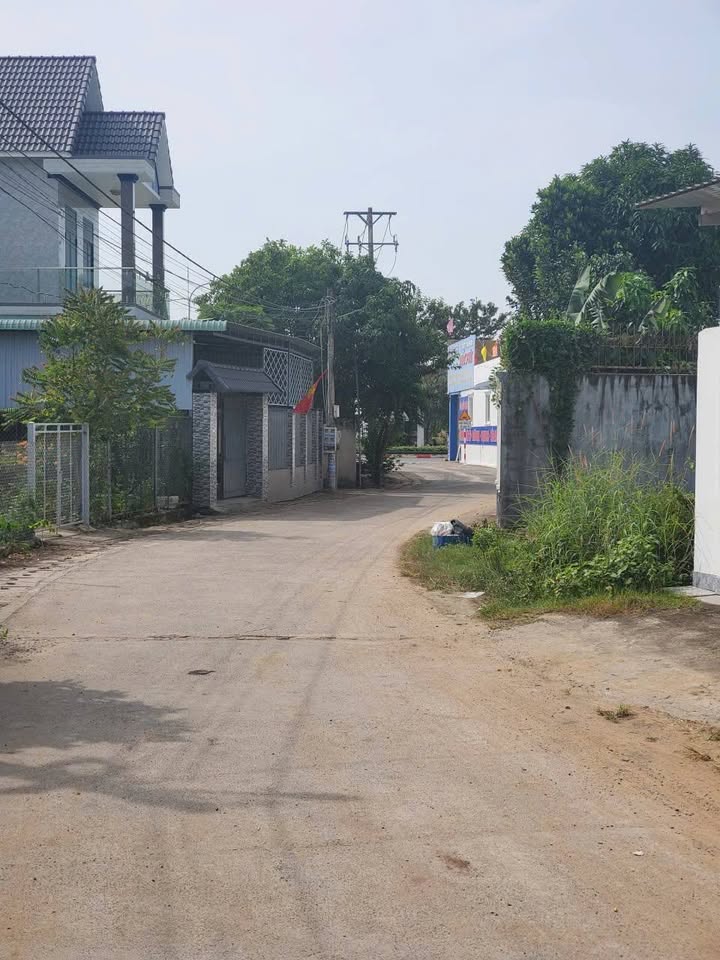 Đất nền đẹp tại Long Tâm, Bà Rịa - 145m² giá 2.3 tỷ - Vị trí đắc địa