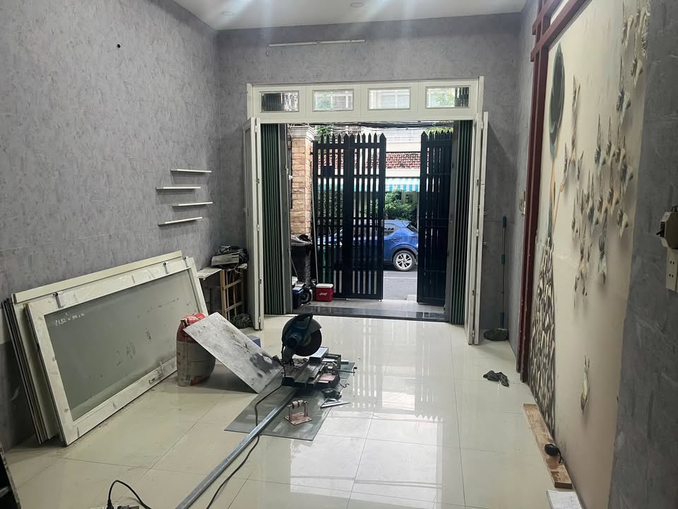 Nhà mặt tiền cho thuê đường Lâm Văn Bền, quận 7, giá 20 triệu - Kinh doanh thuận lợi!