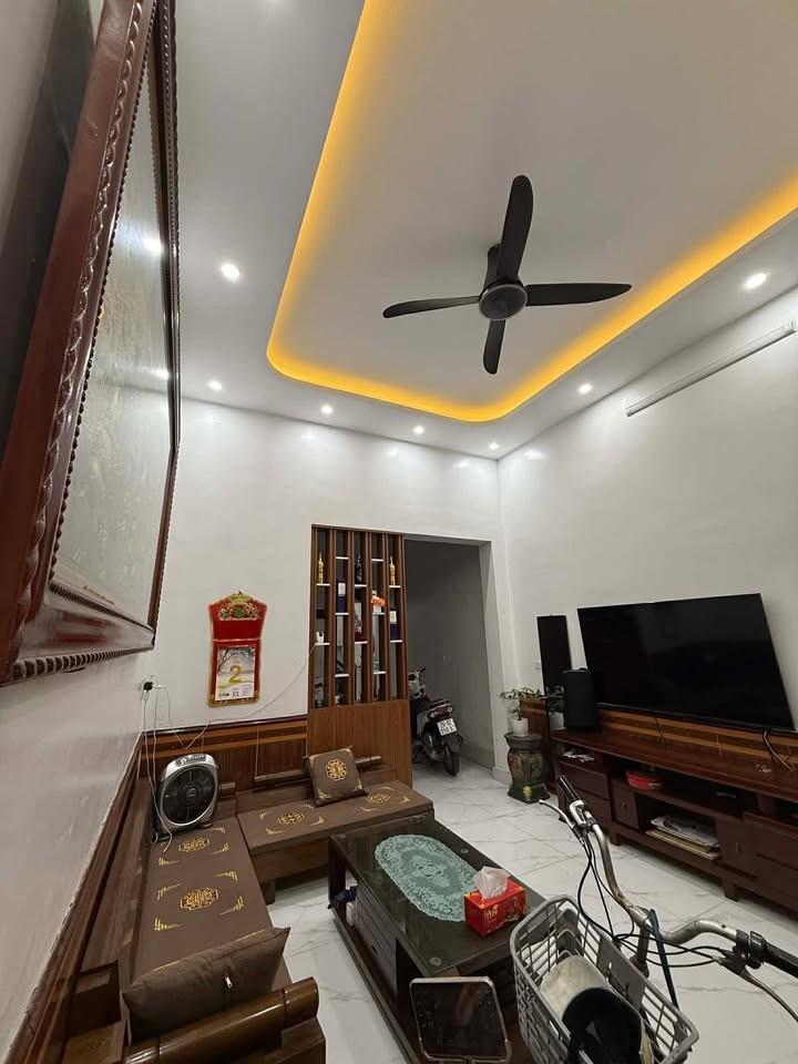 Nhà 3 tầng ngõ ô tô Lê Lợi - Diện tích 60m², giá 3 tỷ - Sẵn sàng vào ở!