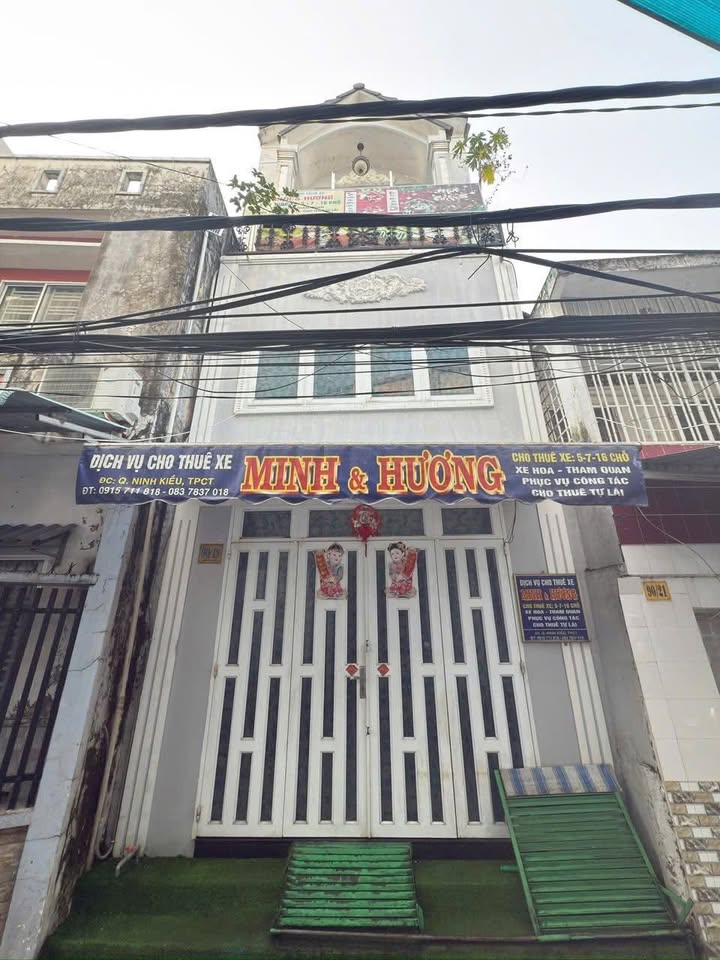 Nhà phố Hẻm 90 đường Hùng Vương 29m² giá 2.299 tỷ - Vào ở ngay với nội thất đầy đủ!