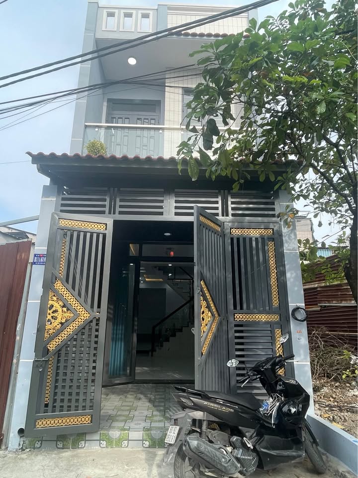 Nhà đẹp Vĩnh Lộc B, Bình Chánh 64m² giá 2.55 tỷ - Nội thất cao cấp, thuận tiện di chuyển!