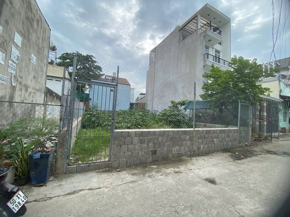 Đất nền hẻm ô tô 7 chỗ đường 5, Tăng Nhơn Phú B, Quận 9 - Giá chỉ 12.999 tỷ!