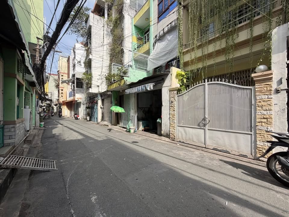 Nhà riêng mặt tiền đường Cô Bắc, Phú Nhuận 61m² giá 12.8 tỷ - Đầu tư sinh lời!