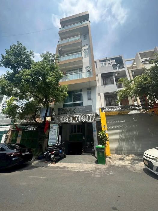 Building đường Phổ Quang, quận Tân Bình 118m² giá 36 tỷ - Đang cho thuê 100 triệu/tháng!