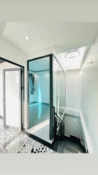 Biệt thự mini 4 tầng Ngõ 193 Hồ Sen 30m² giá 2.85 tỷ - Thiết kế hiện đại, nội thất đầy đủ!