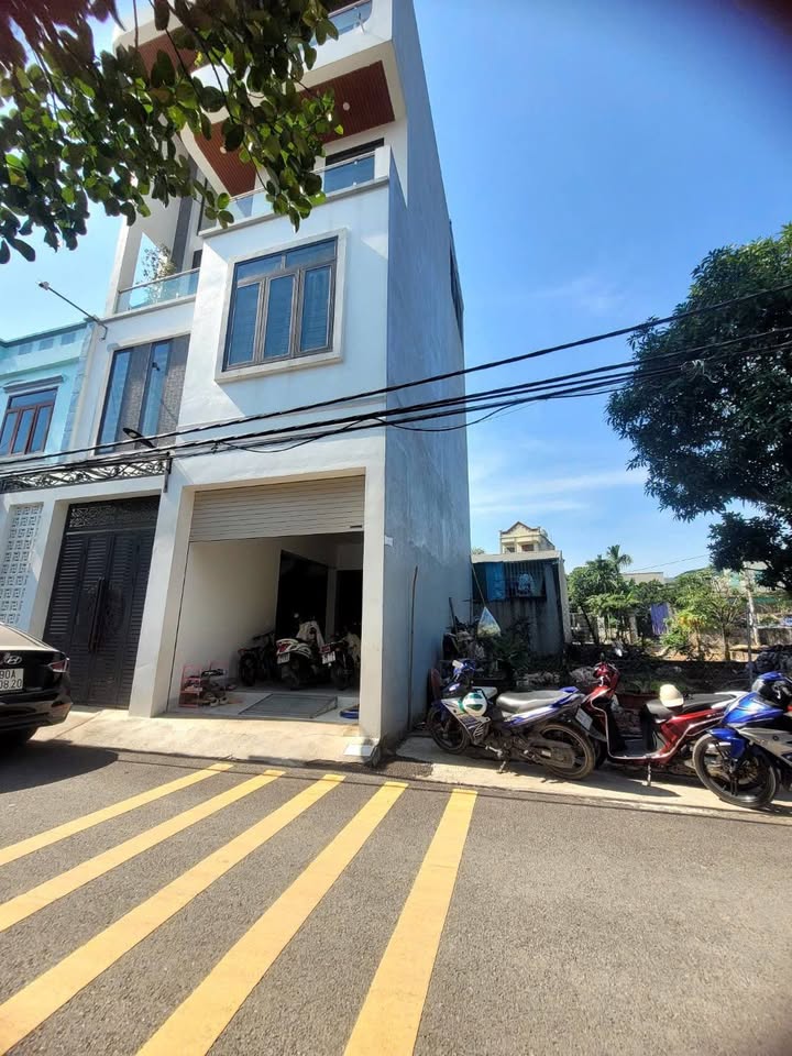 Nhà đẹp 3 tầng Lam Hạ, Phủ Lý 78m² giá 6 tỷ - Chính chủ cần bán gấp!