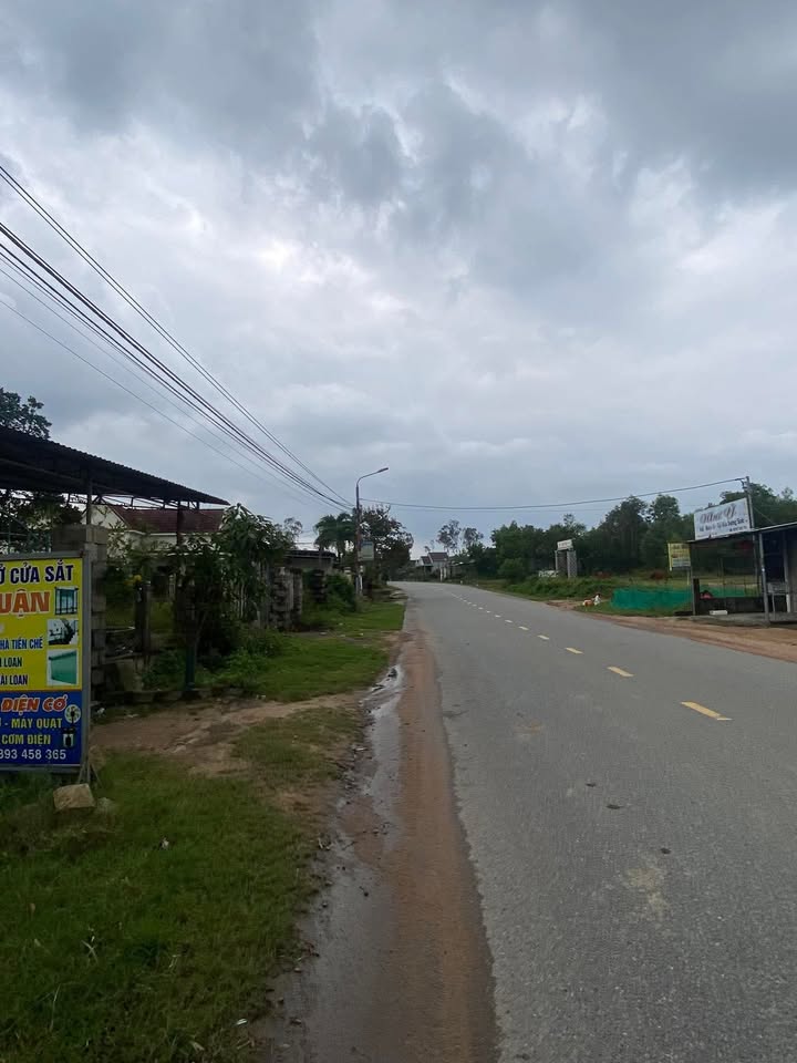 Đất thổ cư 120m² mặt tiền ĐT 611 xã Quế Mỹ - Cơ hội đầu tư giá chỉ 810 triệu!