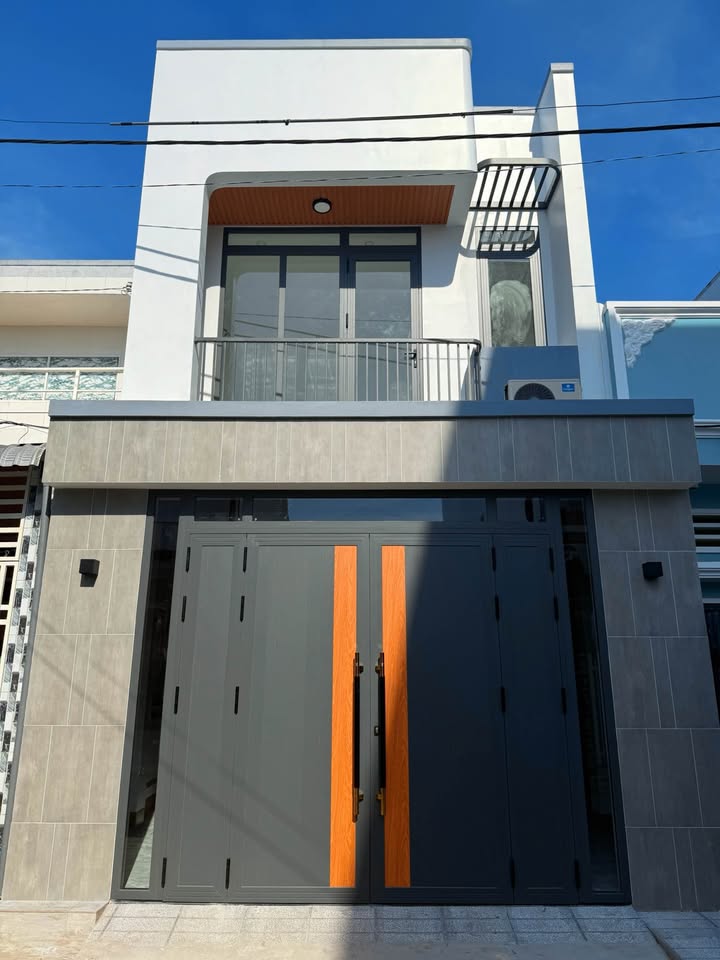 Nhà riêng hẻm ô tô 673 Nguyễn Trung Trực 72m² giá 2.75 tỷ - Thiết kế hiện đại, vào ở ngay!