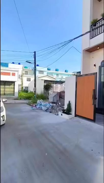 Nhà bán 1 trệt 1 lầu tại Phan Thị Ràng, Rạch Giá - Giá chỉ 2.89 tỷ, thương lượng ngay!