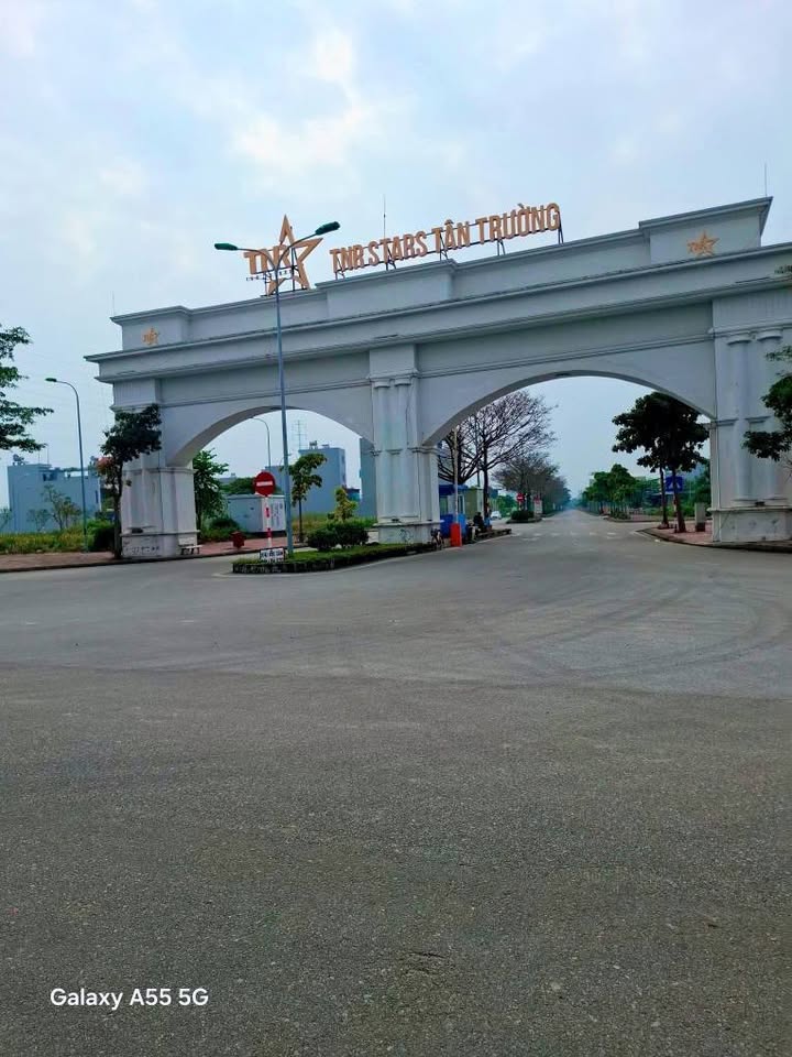 Lô đất mặt đường gom TNR Starz, Tân Trường, 92,5m² giá 5 tỷ - Cơ hội đầu tư tuyệt vời!
