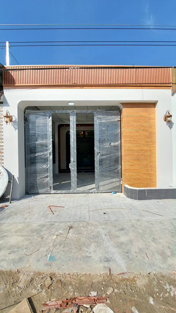 Nhà phố Ninh Thạnh, Tây Ninh 155m² giá chỉ 1.55 tỷ - Thiết kế đẹp, sẵn sàng ở ngay!