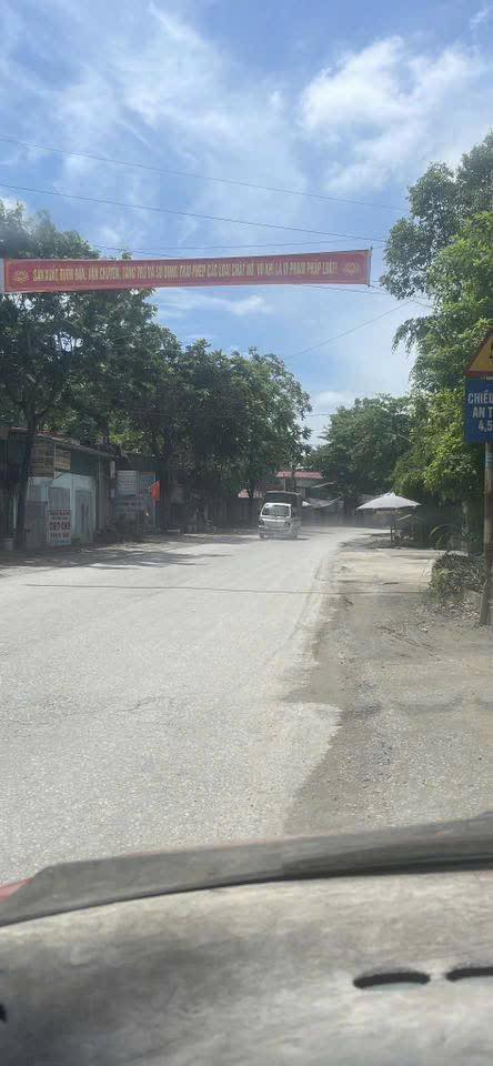 Nhà 2 Tầng Yên Trung 200m² giá Thỏa Thuận - Vị Trí Đắc Địa Kinh Doanh!