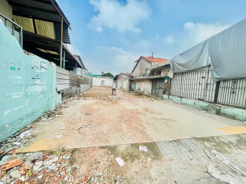 Đất nền xã Bà Điểm, Hóc Môn 259m² giá 15.2 tỷ - Mặt tiền đường Phan Văn Đối, xây dựng tự do!