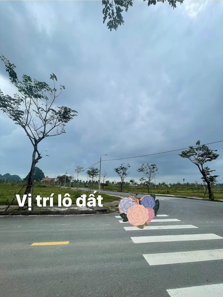 Đất nền lô góc 2 mặt tiền tại Khu đô thị ven sông Đầm Sen - Đà Nẵng, 204m², giá chỉ 12.xx tỷ!