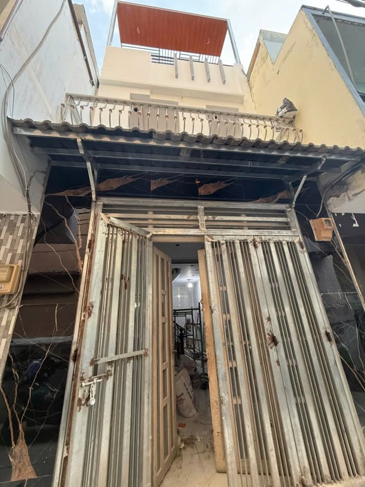 Nhà hẻm đường Bà Hom, Quận 6, 37m² giá 5.25 tỷ - Đón Tết 2026 ngay!