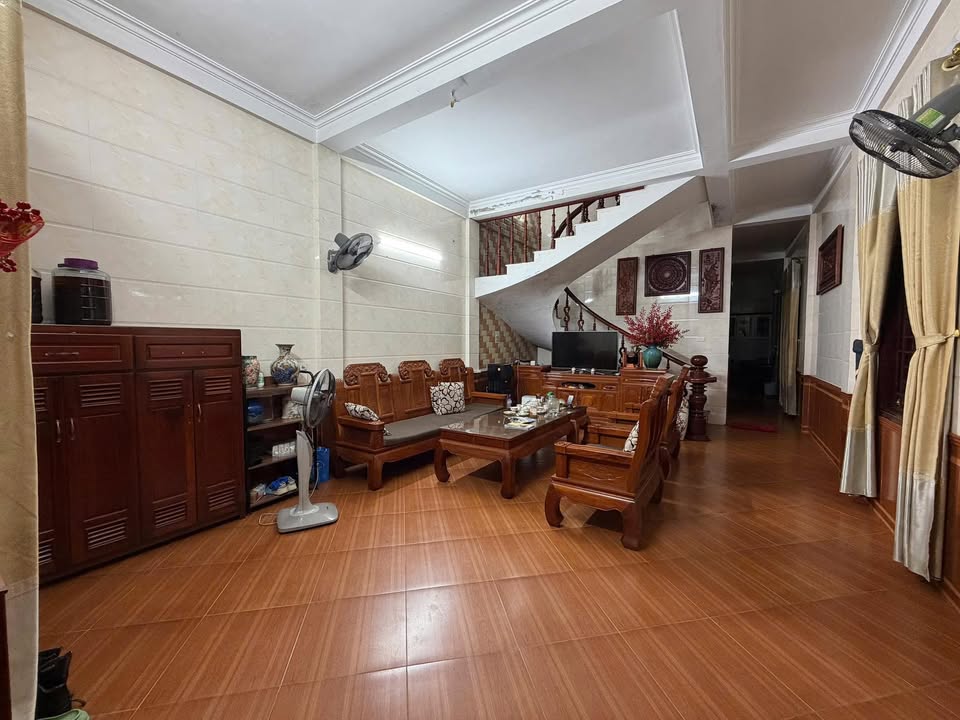 Nhà mặt tiền Nguyễn Xuân Linh, phường Trần Phú, 100m² giá 5 tỷ - Đầu tư sinh lời ngay!