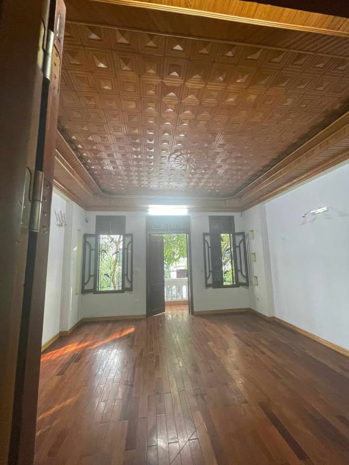 Nhà nguyên căn cho thuê tại Trung Yên, Cầu Giấy 50m² giá 24 triệu - Phù hợp cho spa, văn phòng!