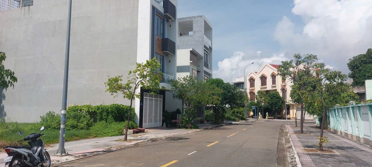 Nhà 1 trệt 2 lầu Khu dân cư Memony, Bà Rịa 91.82m² giá 5.6 tỷ - Chính chủ bán gấp!