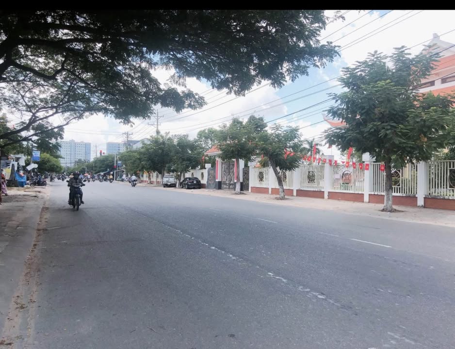 Đất nền mặt tiền Đặng Văn Lãnh, Phan Thiết 600m² giá 4 tỷ - Tiềm năng kinh doanh lớn!