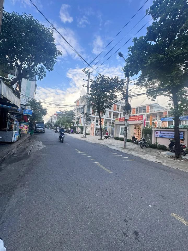 Đất nền Sơn Trà 102,6m² giá 20.3 tỷ - Đối diện THCS Nguyễn Văn Cừ!