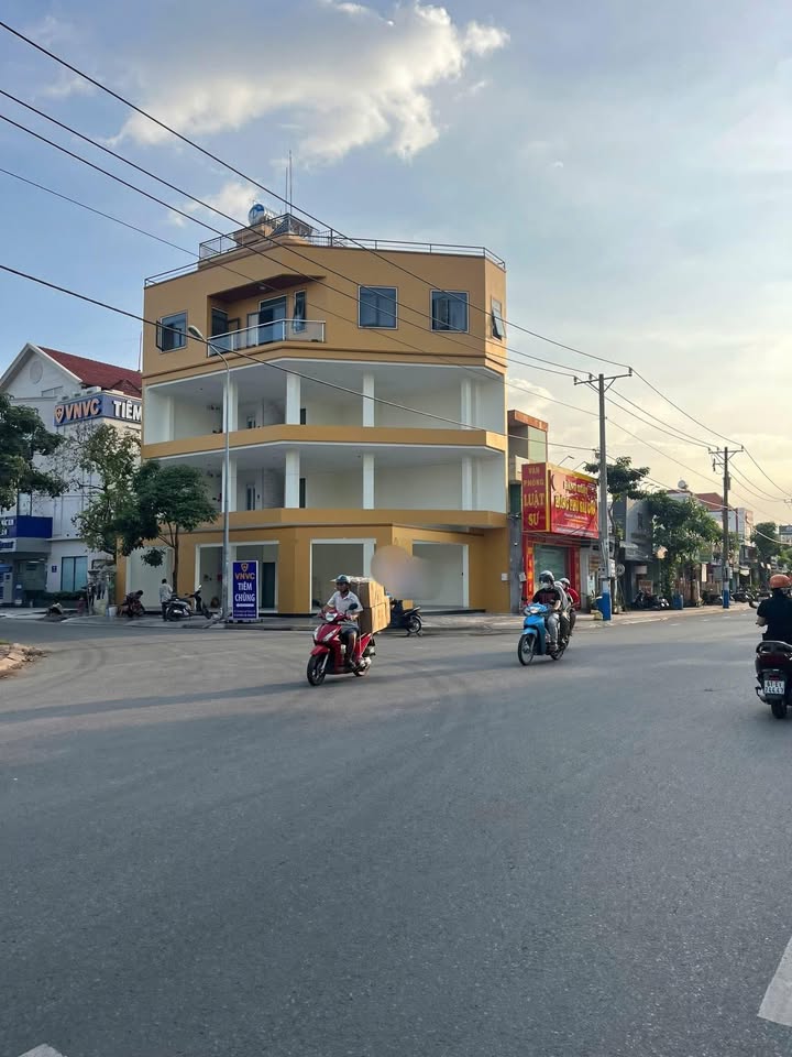 Cho thuê mặt bằng văn phòng 320m² đường Nguyễn Văn Tiết - Vị trí đắc địa, kinh doanh sinh lời!