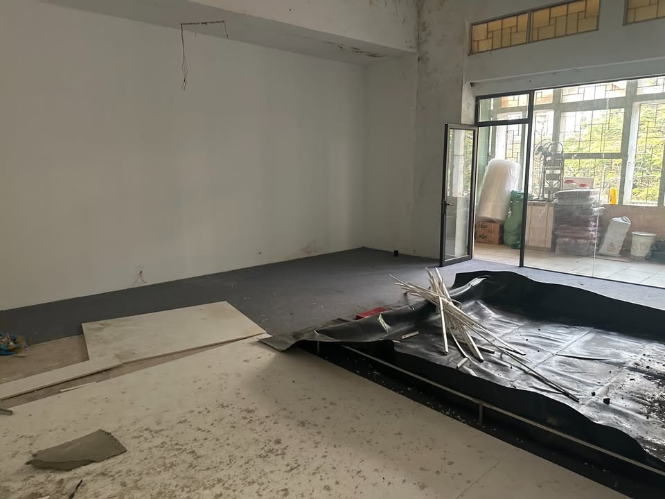 Cho thuê mặt bằng kinh doanh Nghĩa Tân, Cầu Giấy 70m² - Vị trí đắc địa gần chợ!