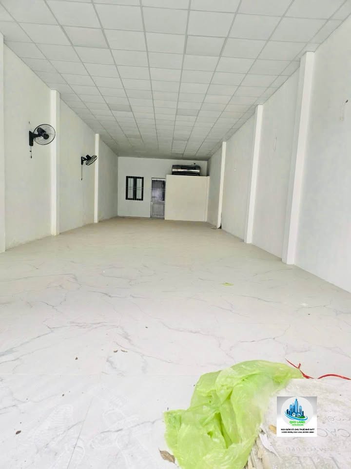 Cho thuê mặt bằng kinh doanh tại đường Nguyễn Sơn, quận Long Biên, 100m² - Vị trí đắc địa, nhận ngay!