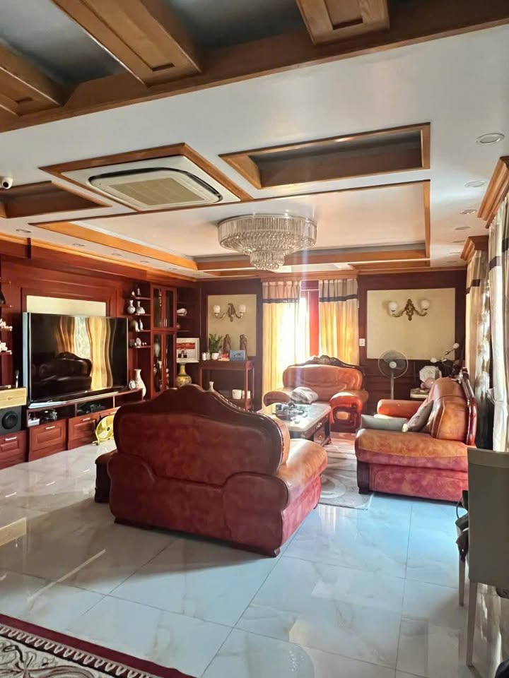 Biệt thự cho thuê tại Lê Hồng Phong 300m² giá 60 triệu - Full nội thất cao cấp!