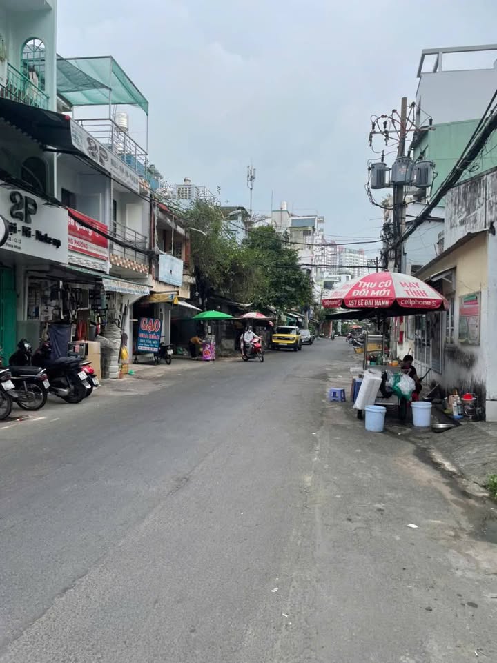 Nhà mặt tiền Lê Thị Bạch Cát, Quận 11, diện tích 100m², giá 13.5 tỷ - Cơ hội đầu tư tuyệt vời!