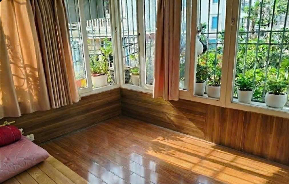 Căn hộ nhà tập thể 2 ngủ tại Hai Bà Trưng - Giá chỉ 6.5 triệu, vào ở ngay!