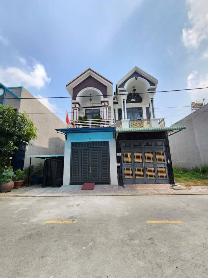 Nhà trệt lầu 77.5m² Tân Bình, Dĩ An - Giá chỉ 3.8 tỷ, sổ hồng riêng!