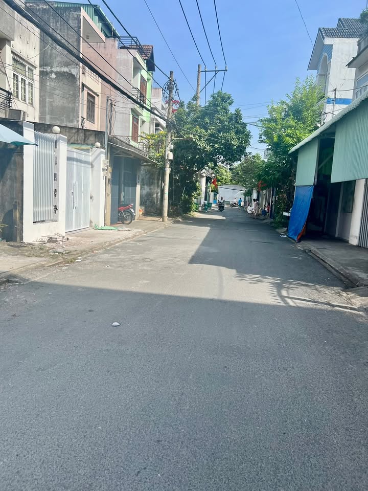 Nhà mặt tiền đường Số 10, Tăng Nhơn Phú B, 103m² giá 7.5 tỷ - Tiềm năng phát triển cao!