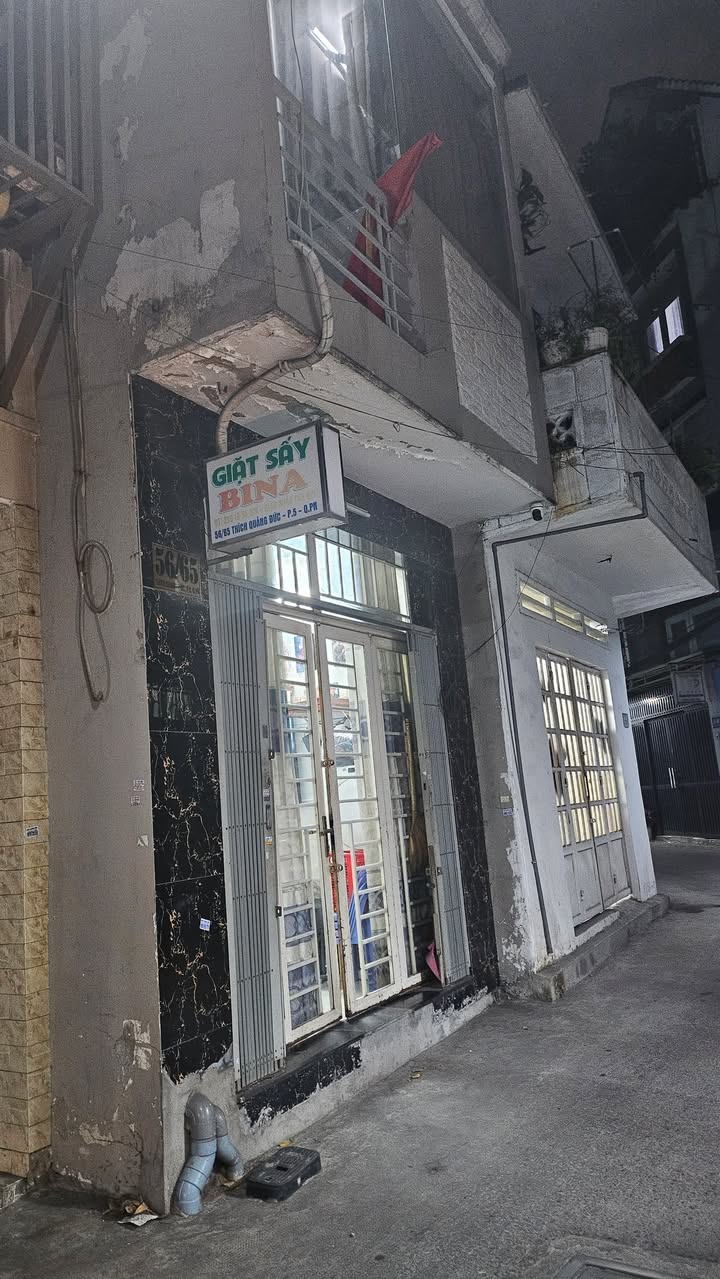 Nhà hẻm ba gác Thích Quảng Đức, Phú Nhuận 21m² giá 4.5 tỷ - Hướng Đông mát mẻ!