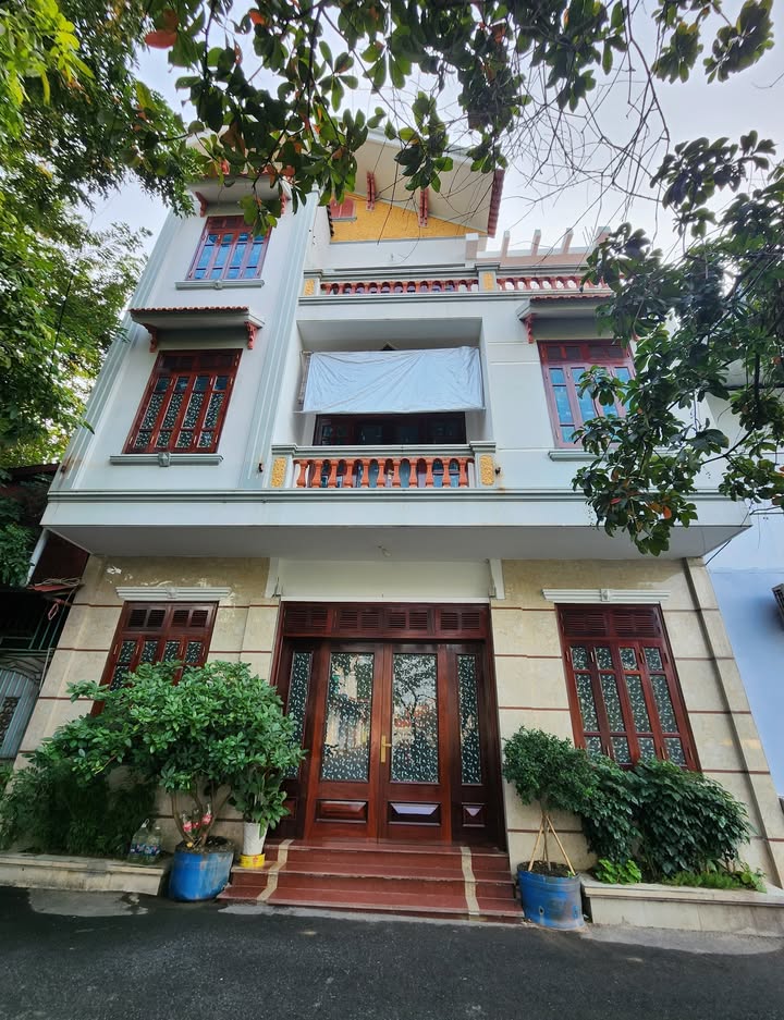 Biệt thự ven hồ Hương Mạc Từ Sơn 80m² giá 4,5 tỷ - Cơ hội hiếm có!