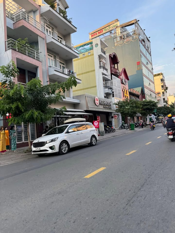 Nhà phố Tân Sơn Nhì, 90m² giá 7.5 tỷ - Đầu tư sinh lời ngay!