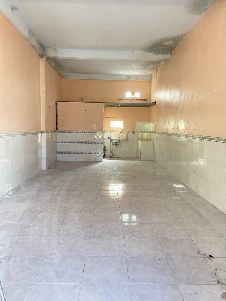 Nhà liền kề An Thạnh 40m² giá 2.5 triệu - Gần chợ và trường học!