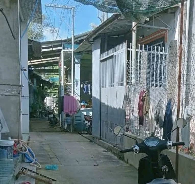 Đất tặng nhà C4 tại An Thạnh, 90m² giá 1.65 tỷ - Cơ hội đầu tư tuyệt vời!