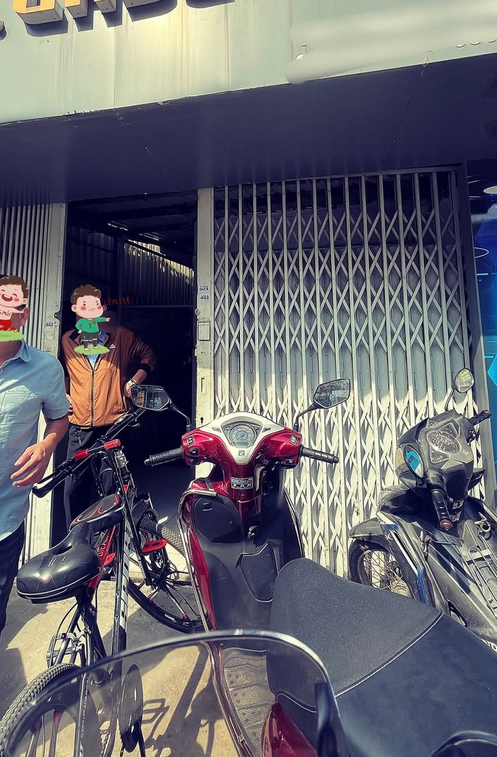 Nhà mặt tiền đường Phạm Văn Bạch, Tân Bình, 120m² chỉ 12 triệu/tháng - Kinh doanh và ở ngay!