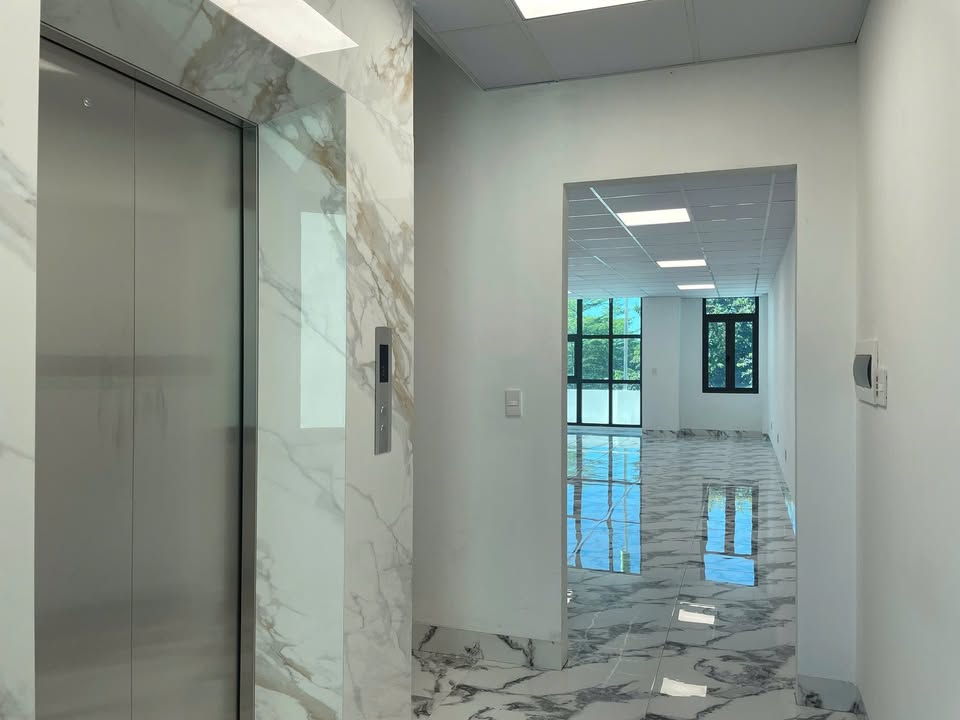 Cho thuê văn phòng 50m² tại The Bizcare Hòa Lạc - Giá chỉ 8 triệu/tháng!