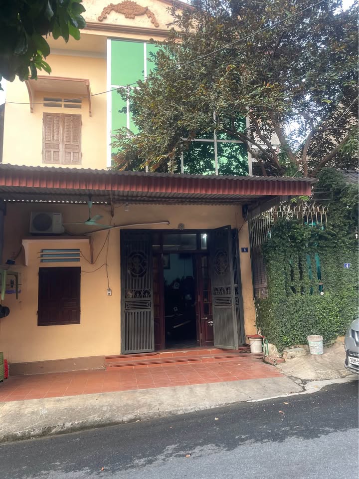 Nhà 2 tầng tại Việt Trì 125m² giá 5 tỷ - Vị trí trung tâm đắc địa!