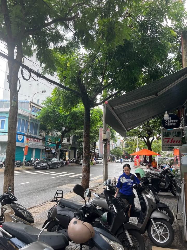 FrontHouse Đường Đặng Vũ Hỷ, Sơn Trà 121m² giá 15 tỷ - Mặt bằng kinh doanh sẵn có!